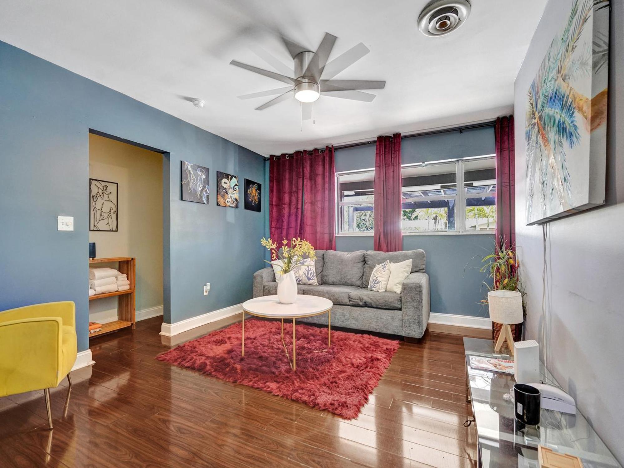 Large Gay Men'S 1 Bedroom W Gameroom Heated Pool Clothing Optional Oakland Park Extérieur photo