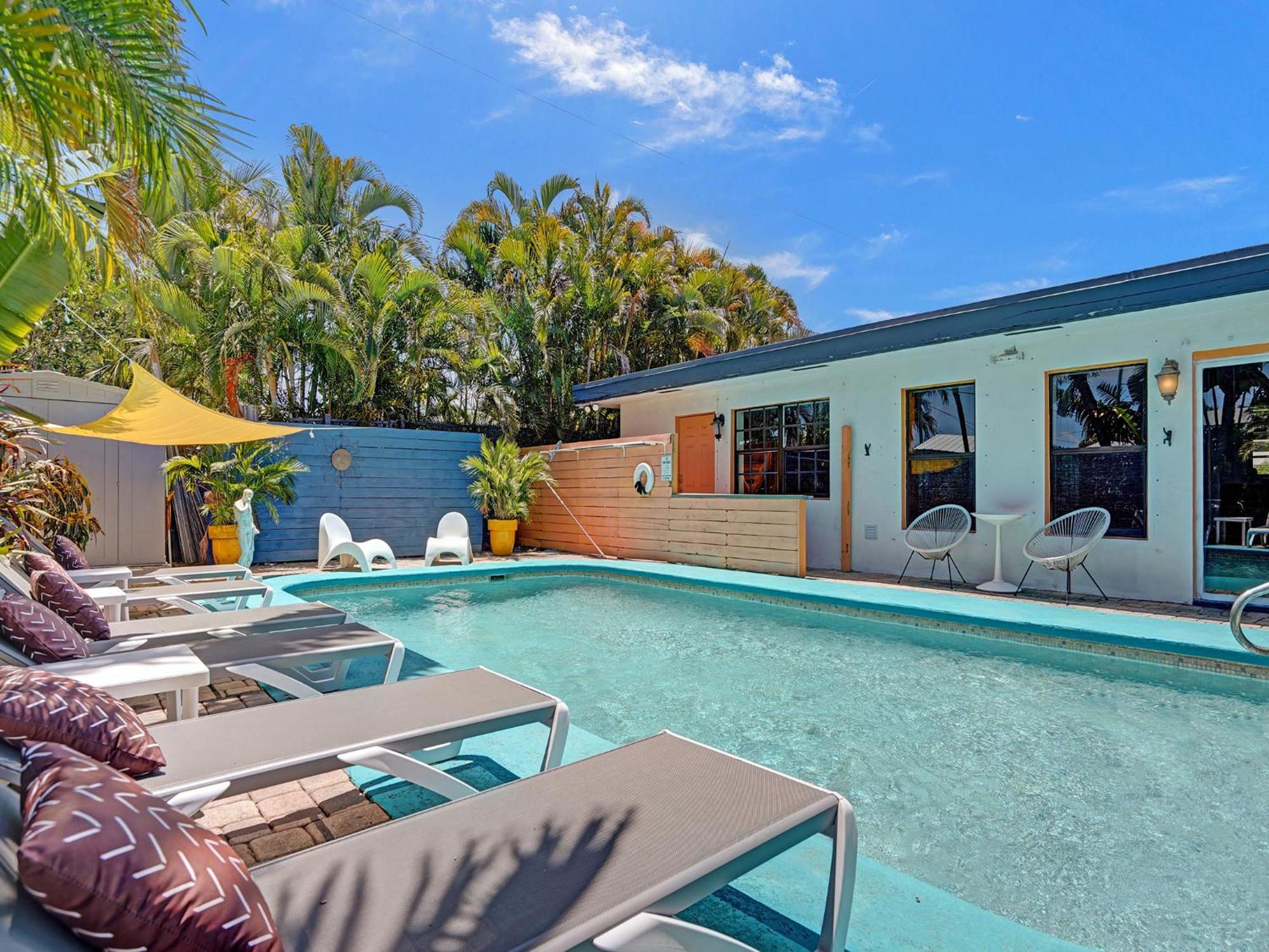 Large Gay Men'S 1 Bedroom W Gameroom Heated Pool Clothing Optional Oakland Park Extérieur photo