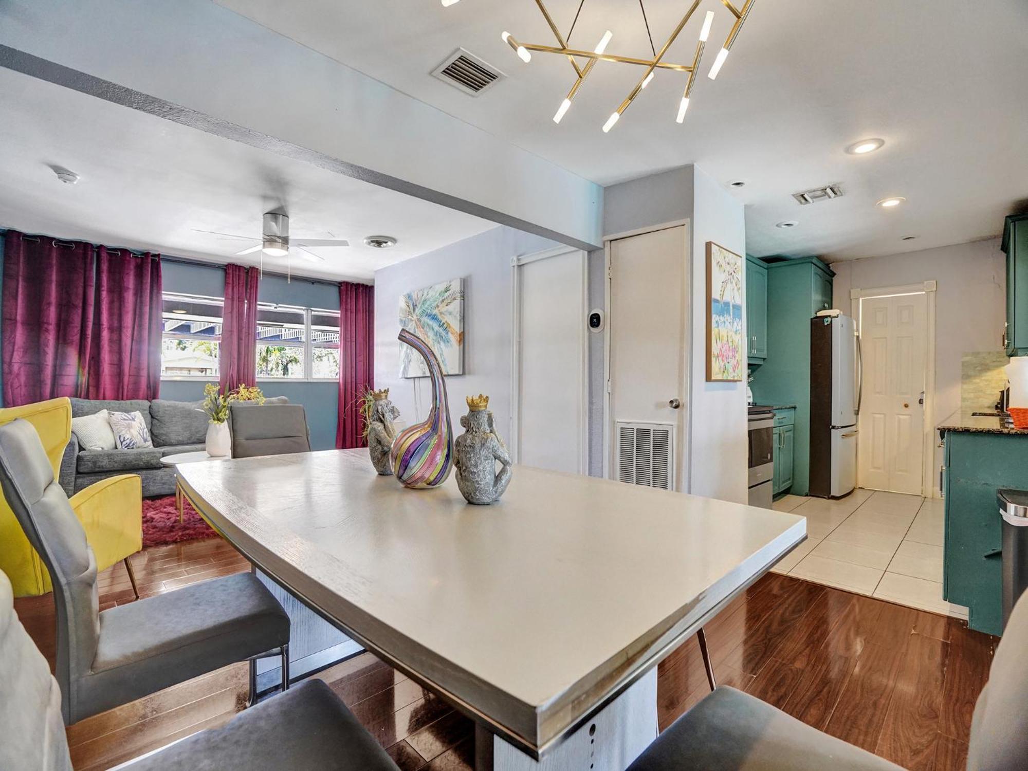 Large Gay Men'S 1 Bedroom W Gameroom Heated Pool Clothing Optional Oakland Park Extérieur photo